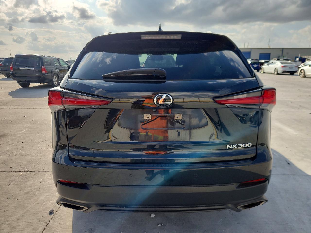 2020 Lexus Nx - zdjęcie 6