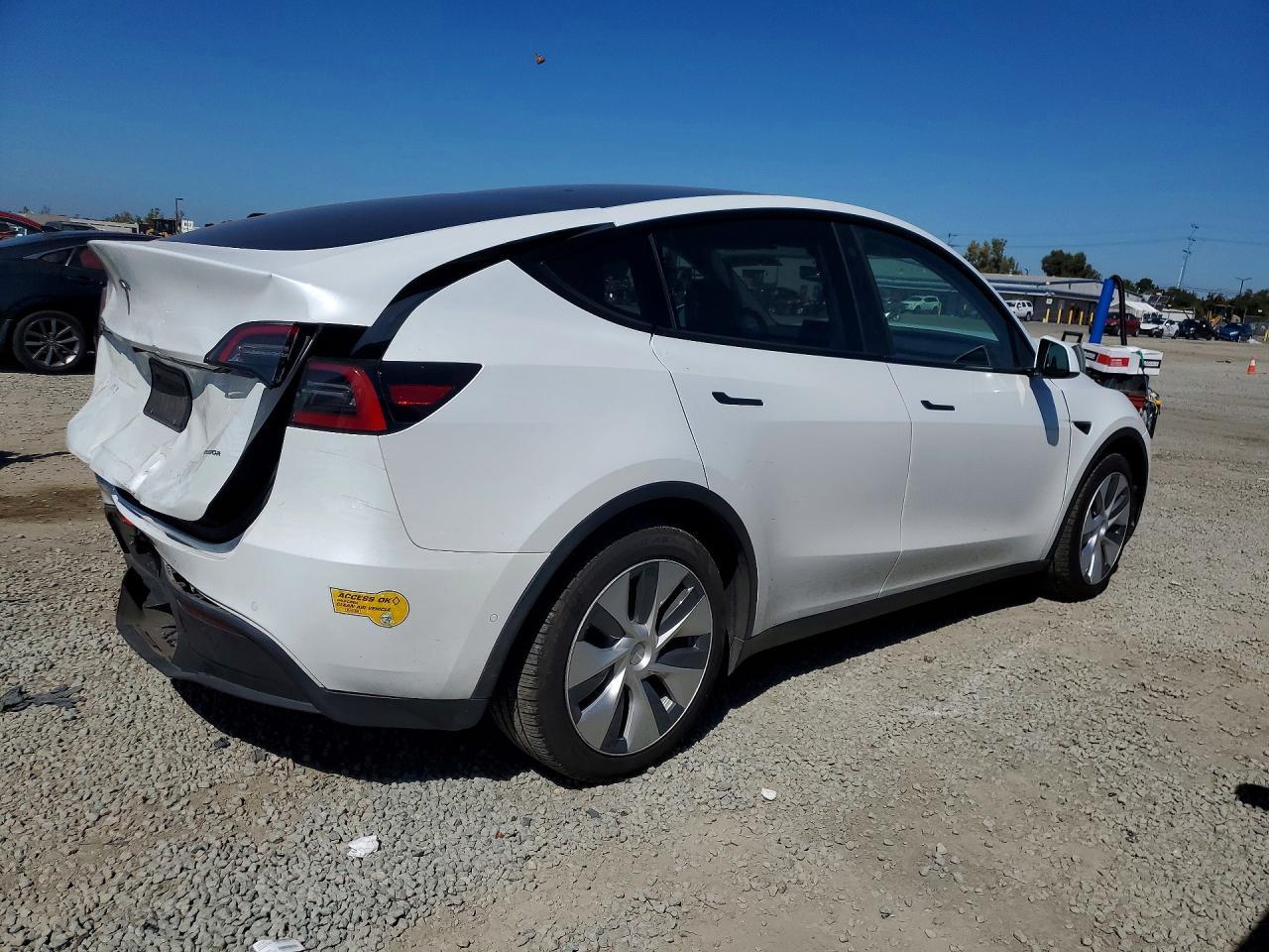 2022 Tesla Model Y - zdjęcie 3