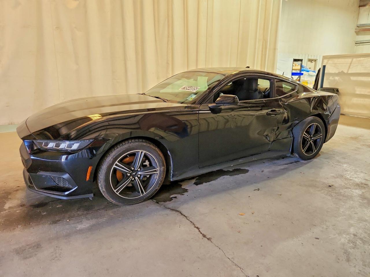 2024 Ford Mustang - zdjęcie główne