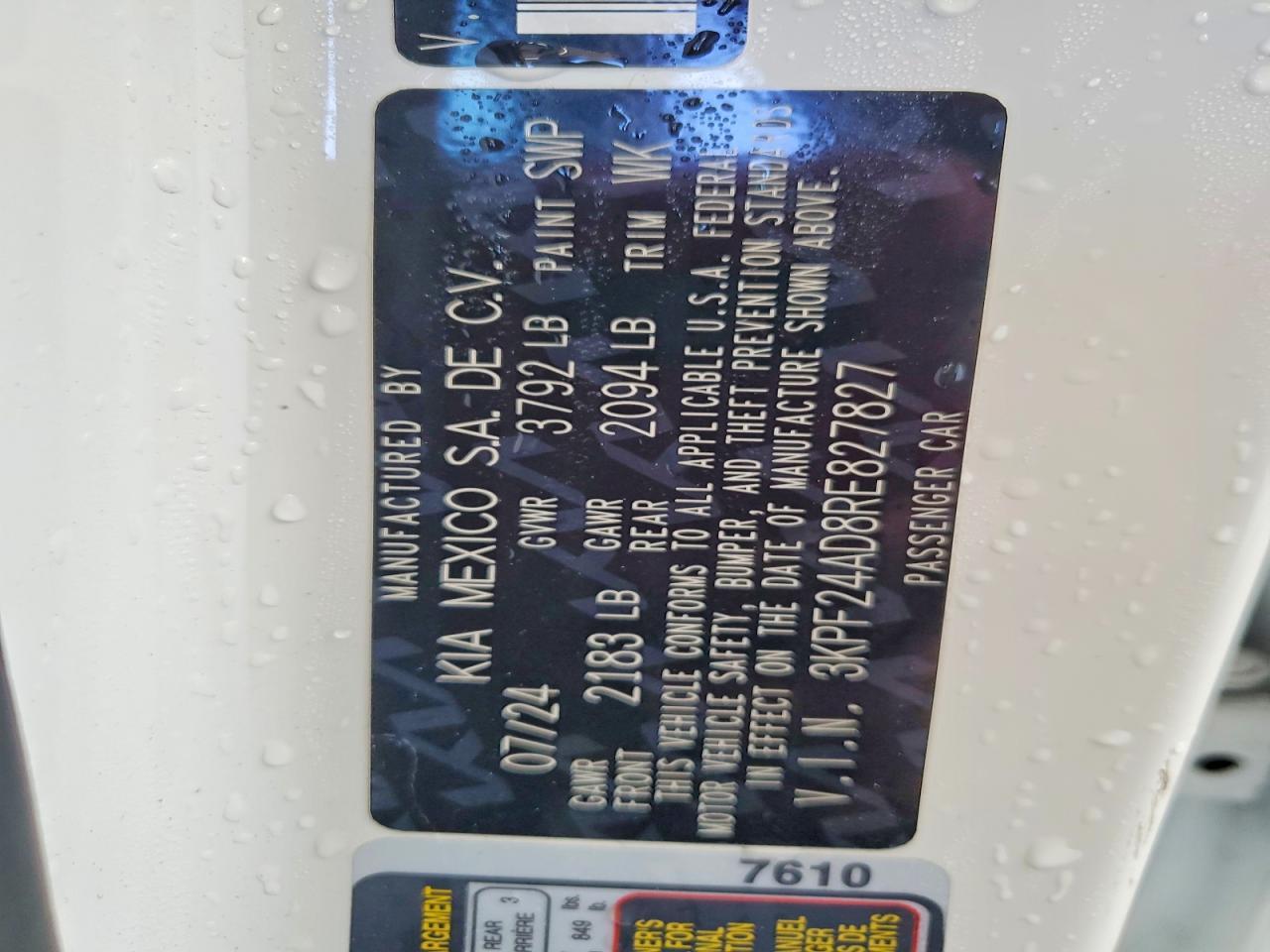 2024 Kia Forte Lxs - zdjęcie 12