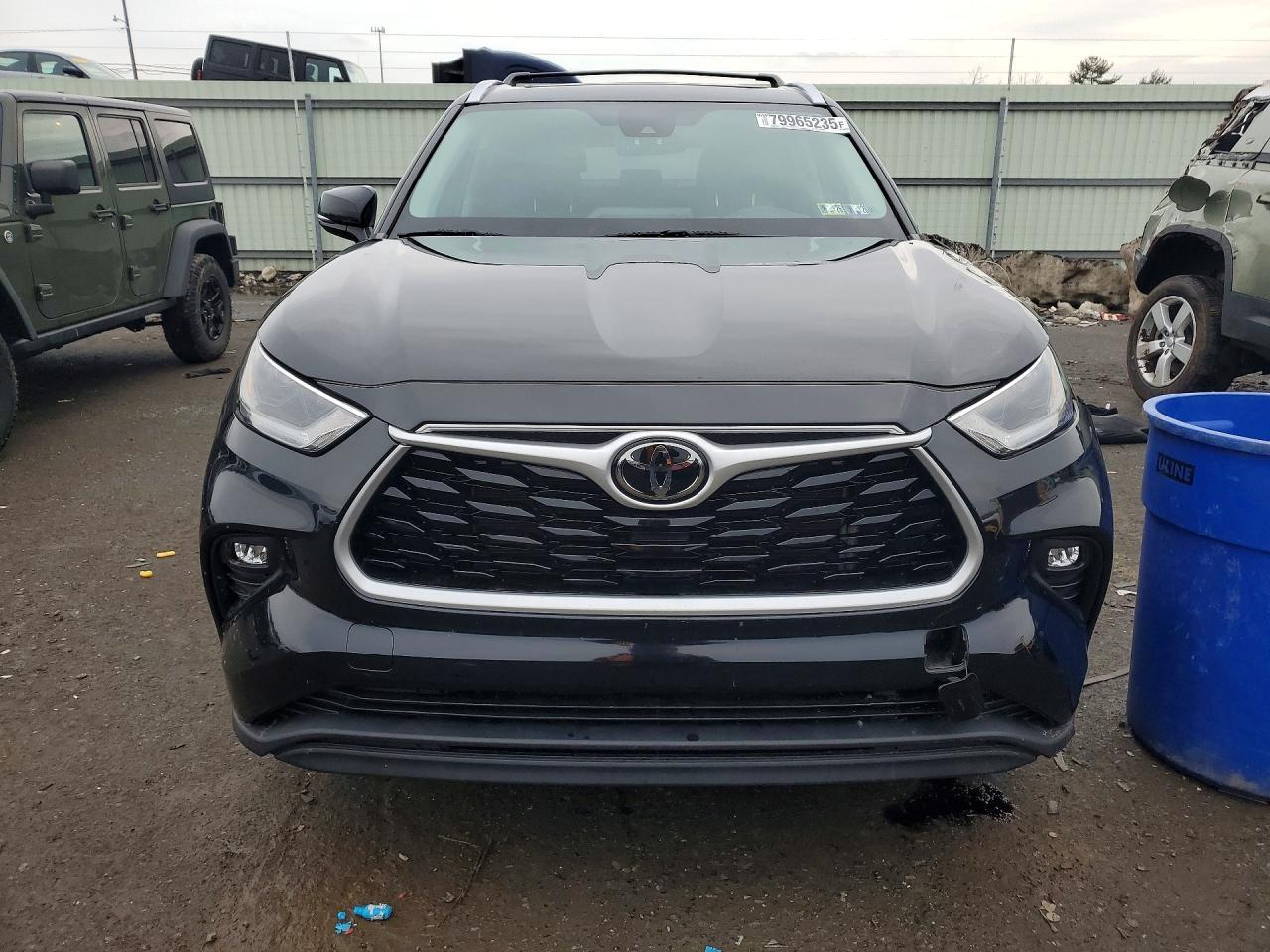 2021 Toyota Highlander Xle - zdjęcie 5