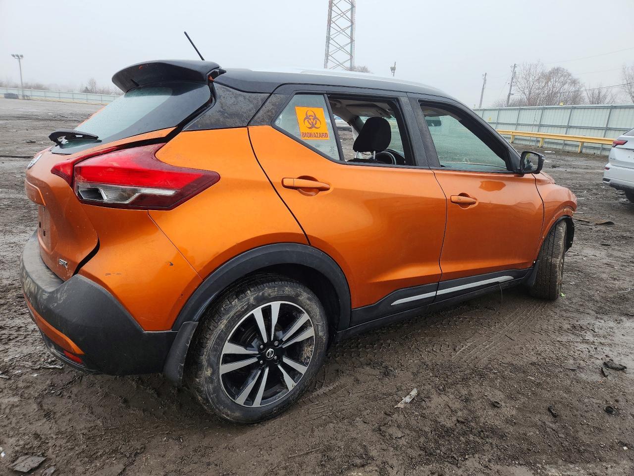 2019 Nissan Kicks Sr - zdjęcie 3