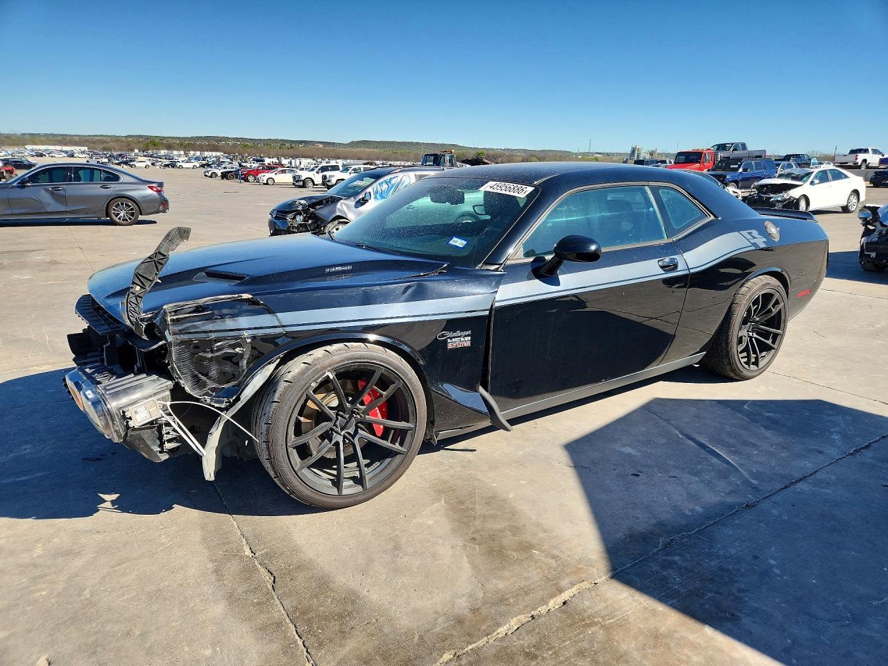 2016 Dodge Challenger R - zdjęcie główne
