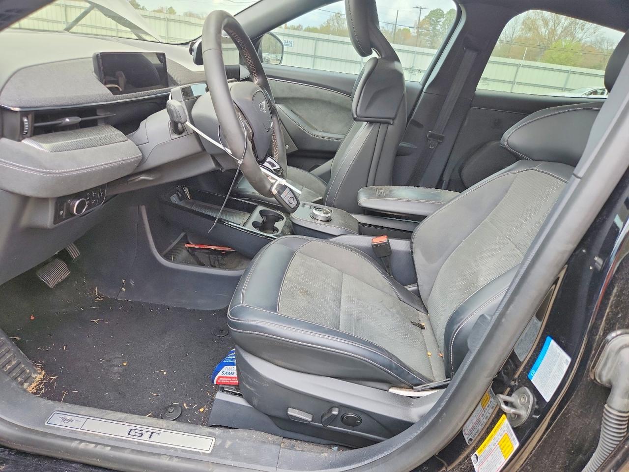 2023 Ford Mustang Mach-E Gt - zdjęcie 7