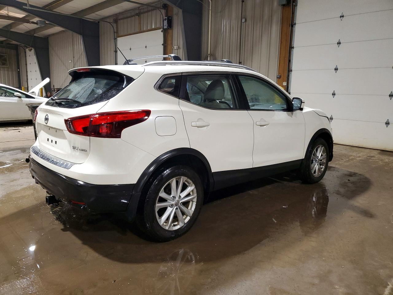 2018 Nissan Rogue Sport Sv - zdjęcie 3