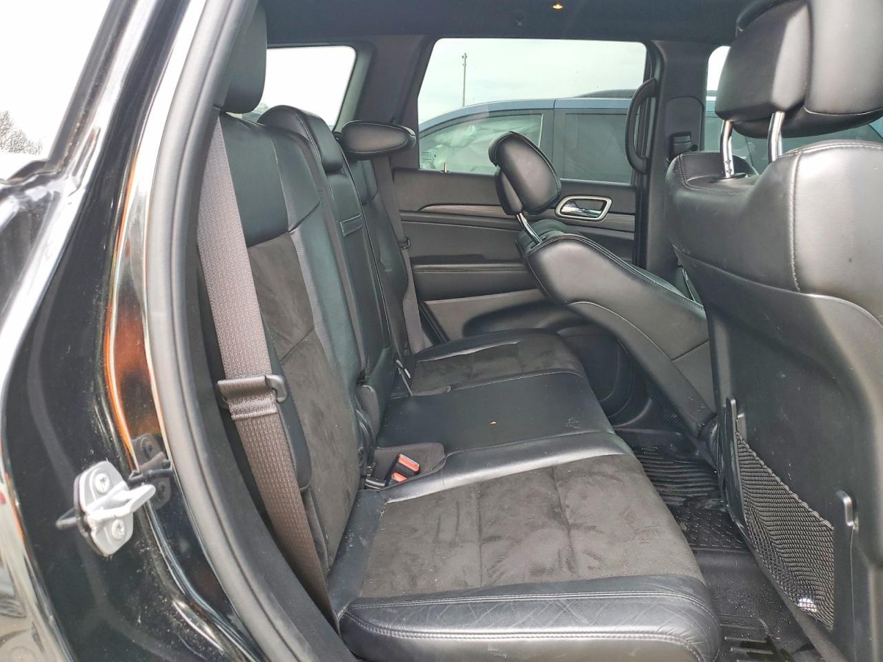 2020 Jeep Grand Cherokee Laredo - zdjęcie 11