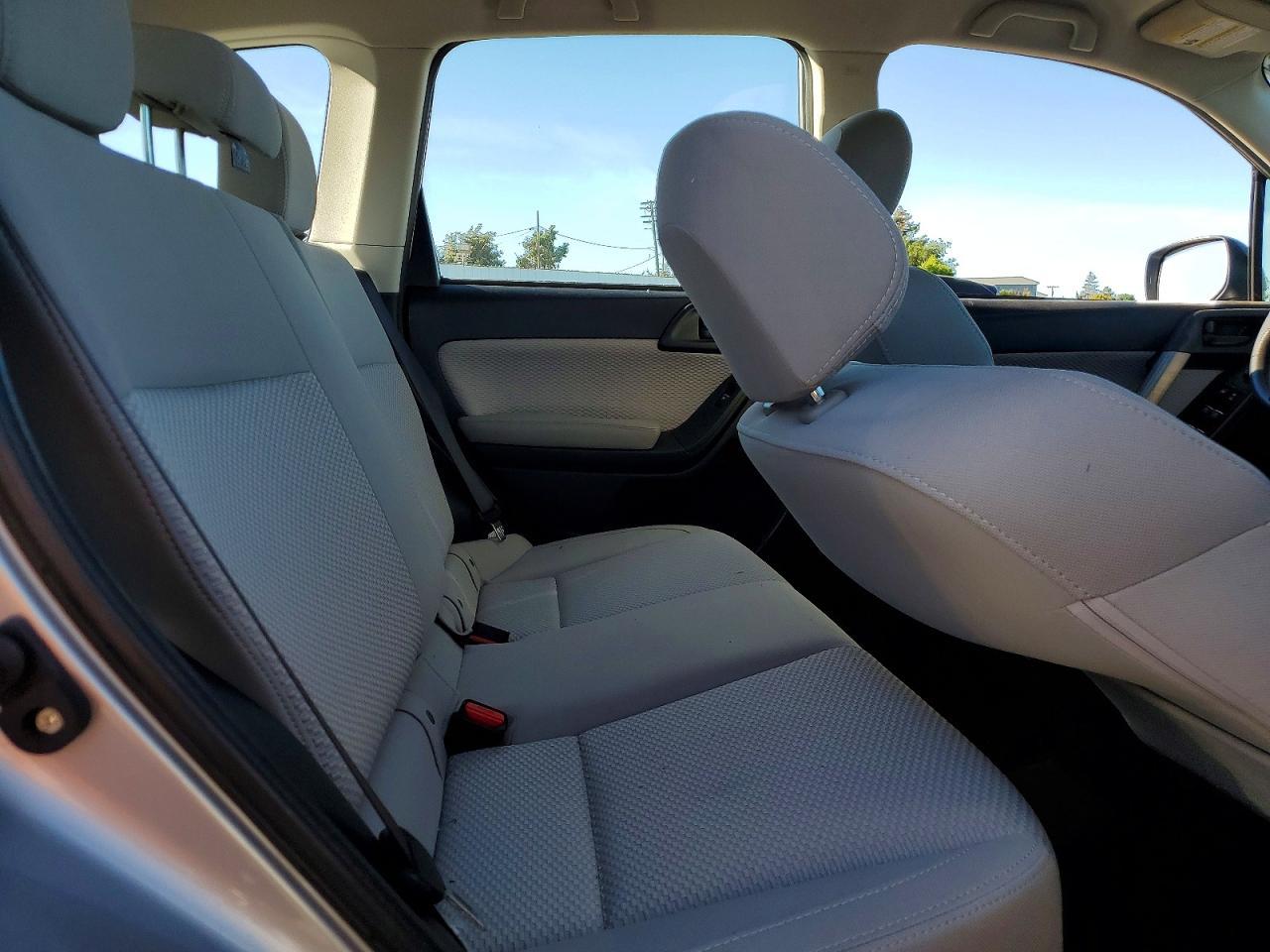 2018 Subaru Forester 2.5I - zdjęcie 11