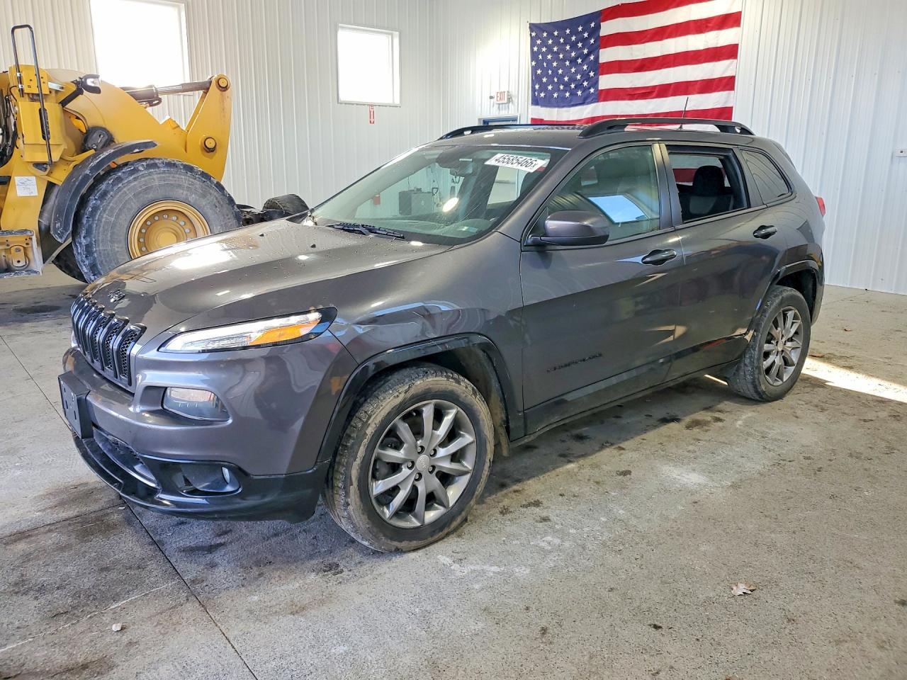 2018 Jeep Cherokee Latitude - zdjęcie główne