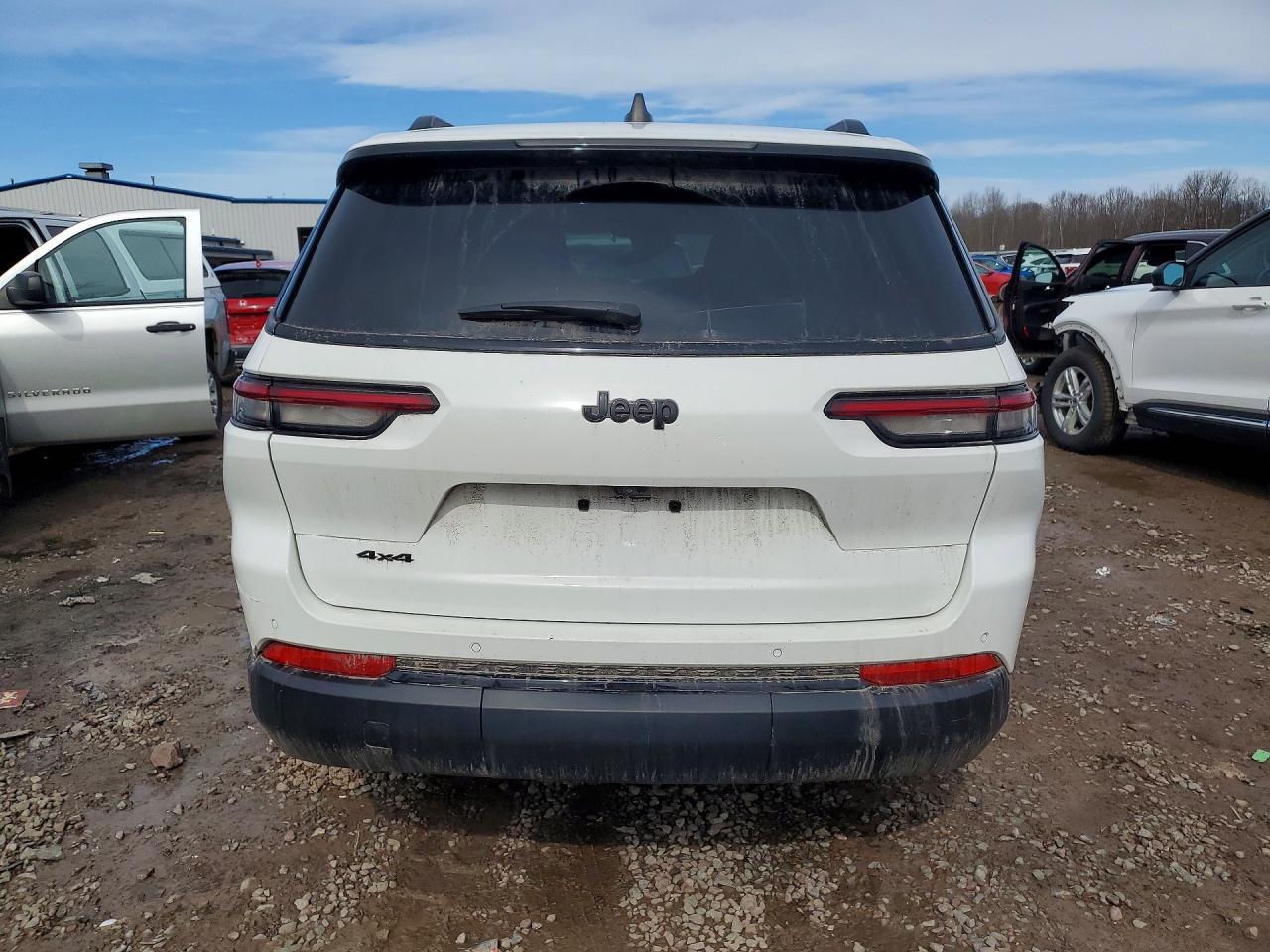 2023 Jeep Grand Cherokee L Laredo - zdjęcie 6