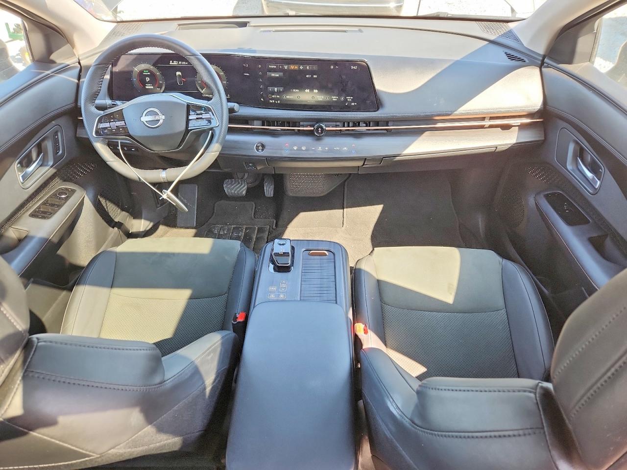 2024 Nissan Ariya Evolve+ E-4Orce - zdjęcie 8