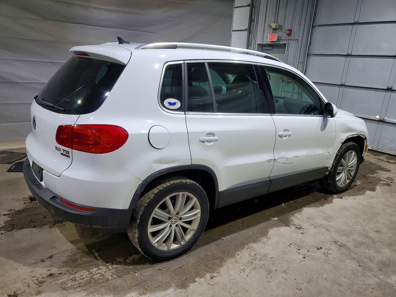 2014 Volkswagen Tiguan S - zdjęcie 3