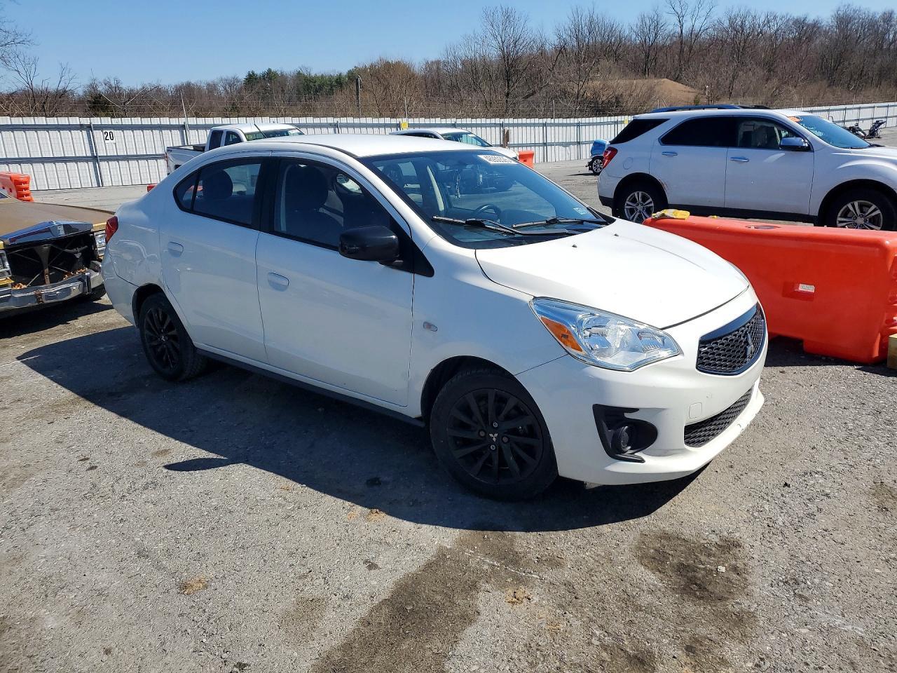 2020 Mitsubishi Mirage - zdjęcie 4