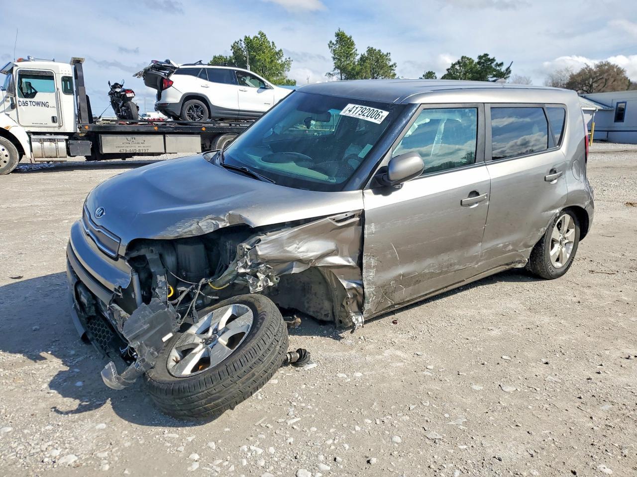 2018 Kia Soul Base - zdjęcie główne