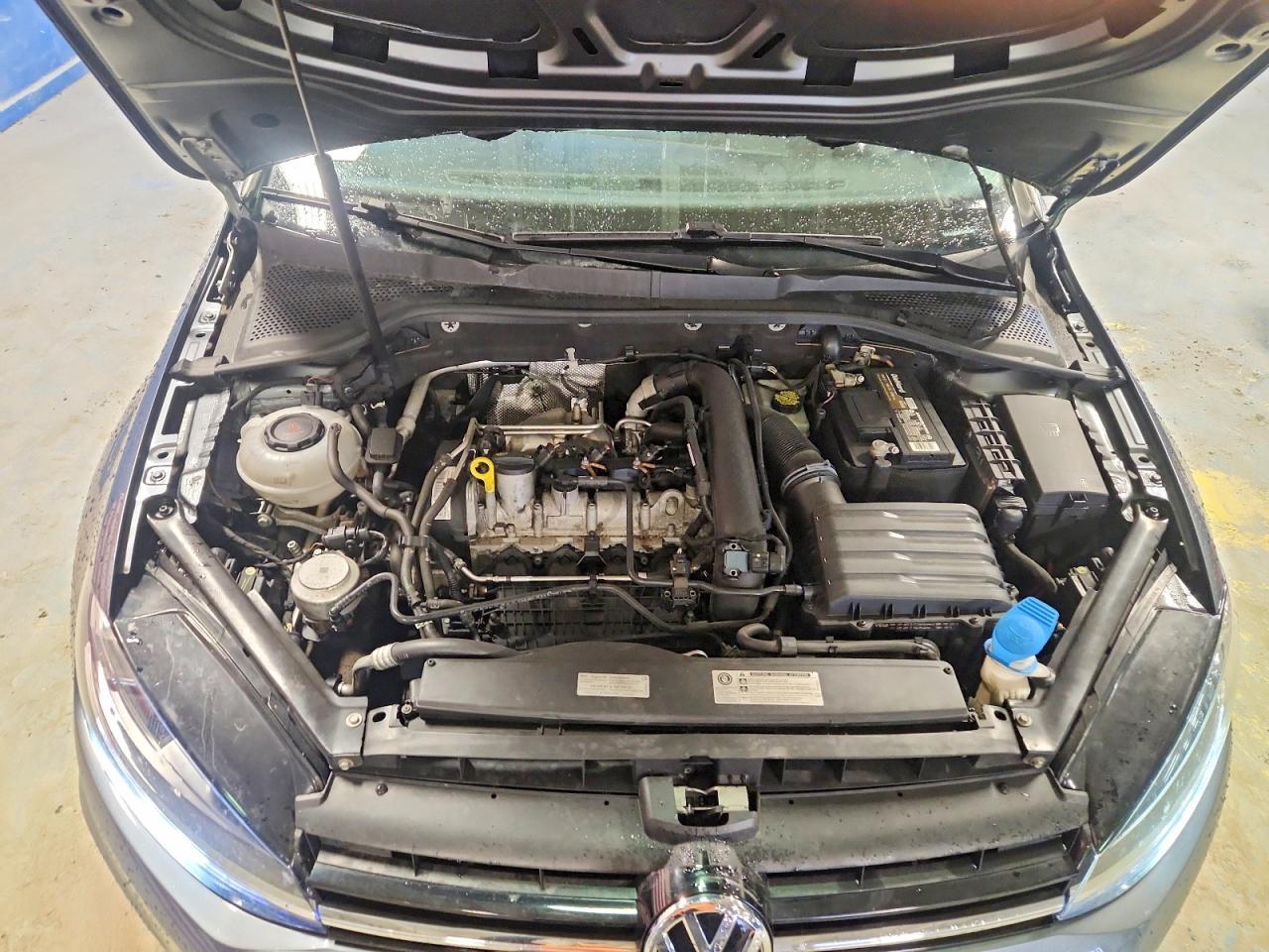 2019 Volkswagen Golf Sportwagen S - zdjęcie 11