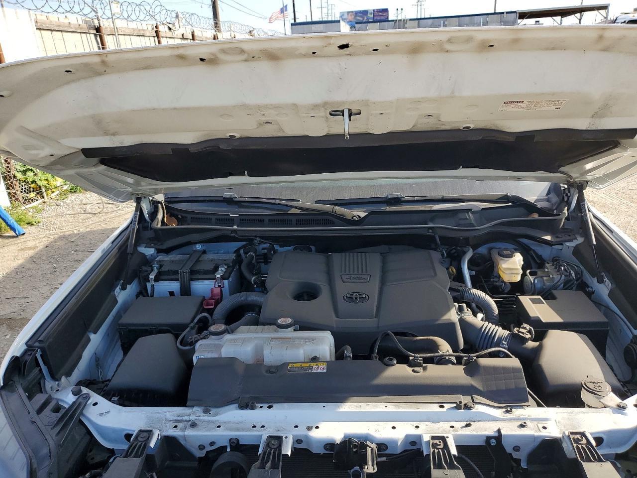 2024 Toyota Tundra Sr5 - zdjęcie 11