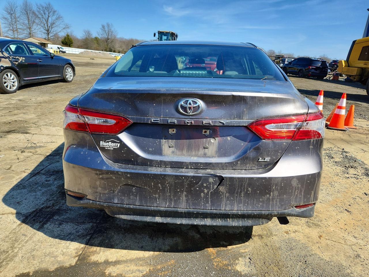 2018 Toyota Camry Le - zdjęcie 6