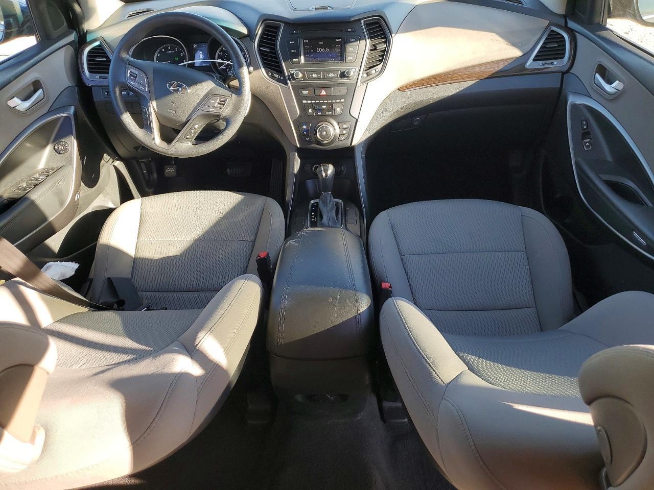 2017 Hyundai Santa Fe Sport 2.4L - zdjęcie 8