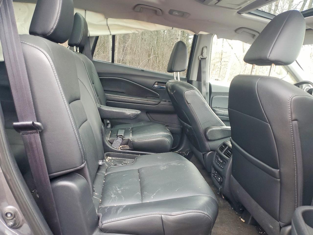 2016 Honda Pilot Touring - zdjęcie 11