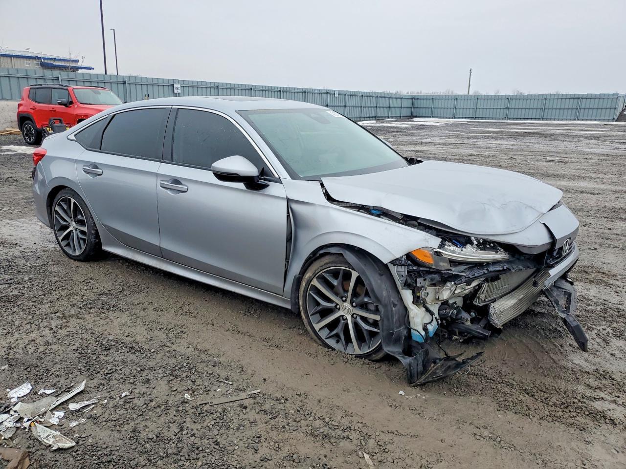 2024 Honda Civic Touring - zdjęcie 4