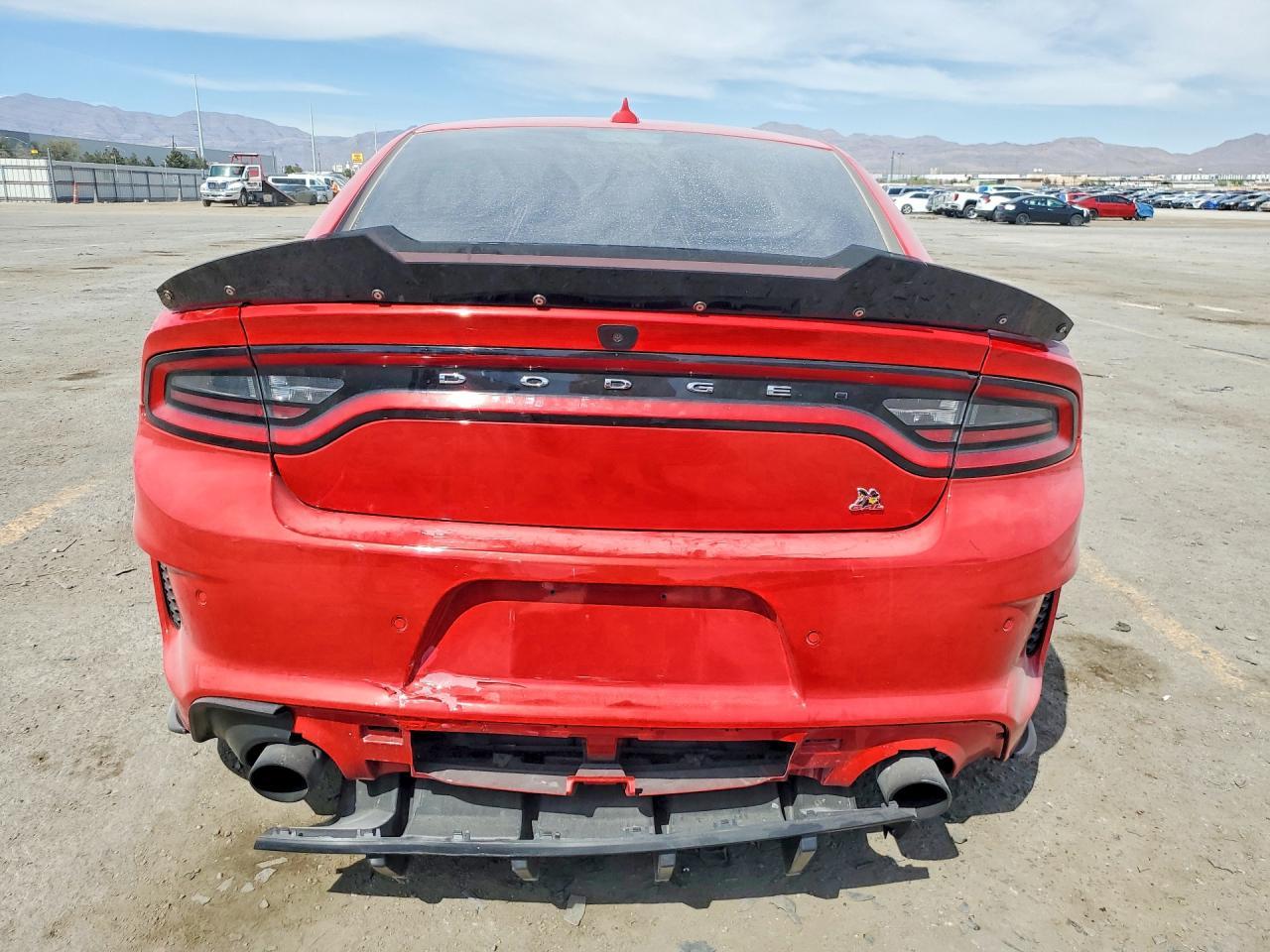 2016 Dodge Charger R - zdjęcie 6