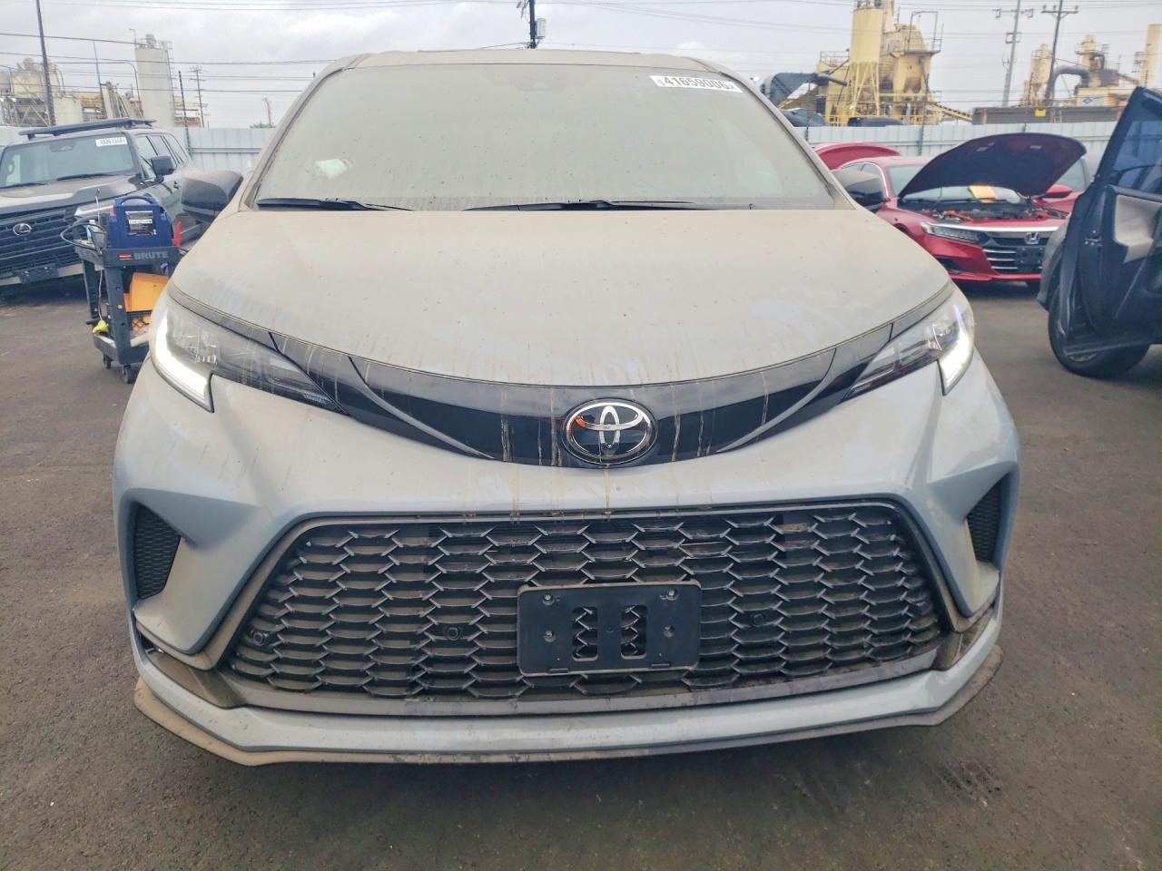 2026 Toyota Sienna Xse 7-Passenger - zdjęcie 5