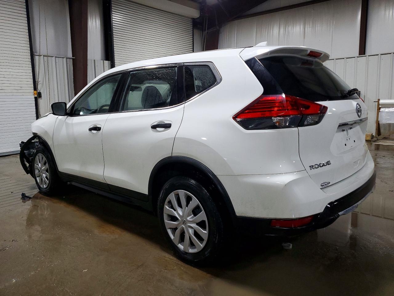 2017 Nissan Rogue S - zdjęcie 2