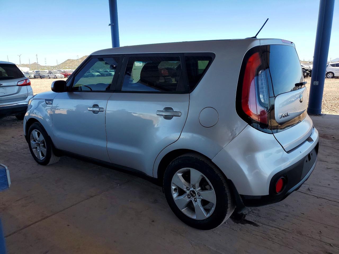 2017 Kia Soul Base - zdjęcie 2