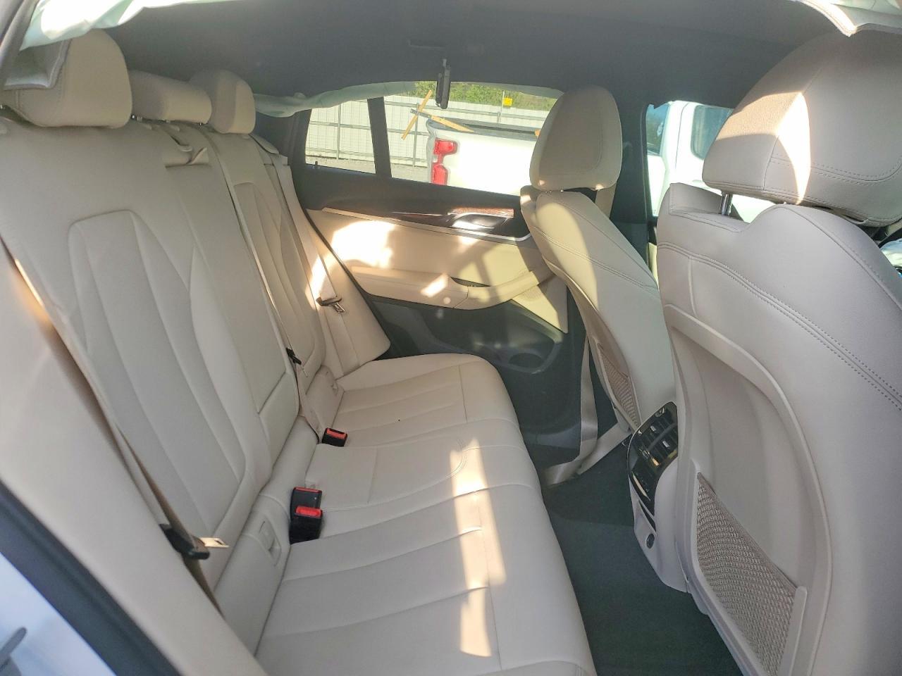 2019 BMW X4 xDrive30I - zdjęcie 10