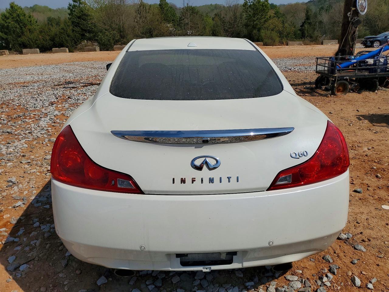 2015 Infiniti Q60 Coupe Journey - zdjęcie 6