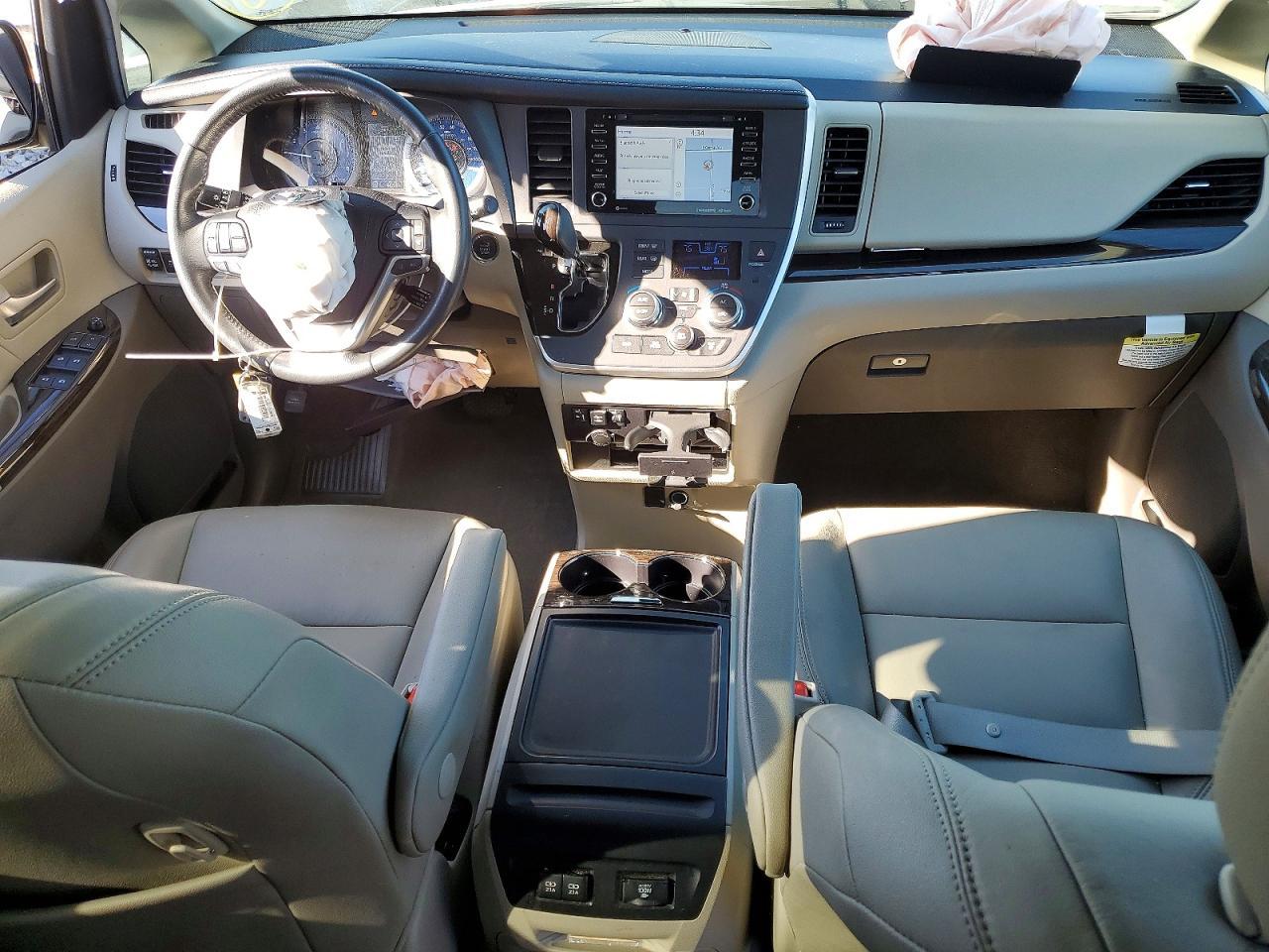 2020 Toyota Sienna Xle Premium 8-Passenger - zdjęcie 8