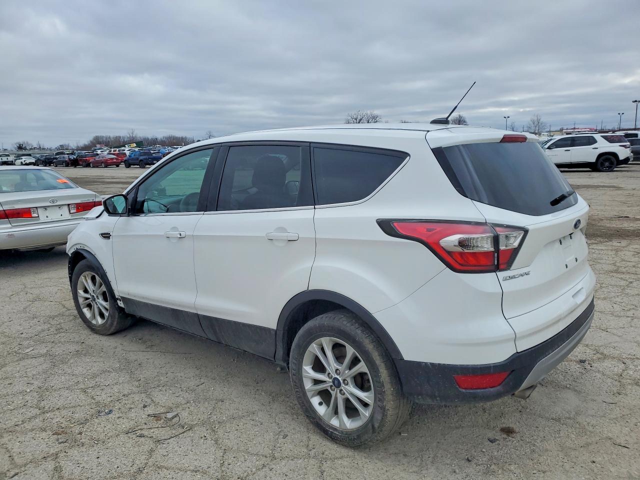 2017 Ford Escape Se - zdjęcie 2