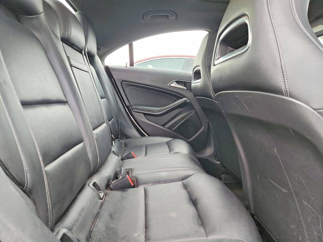 2016 Mercedes-Benz Cla 250 4Matic - zdjęcie 10