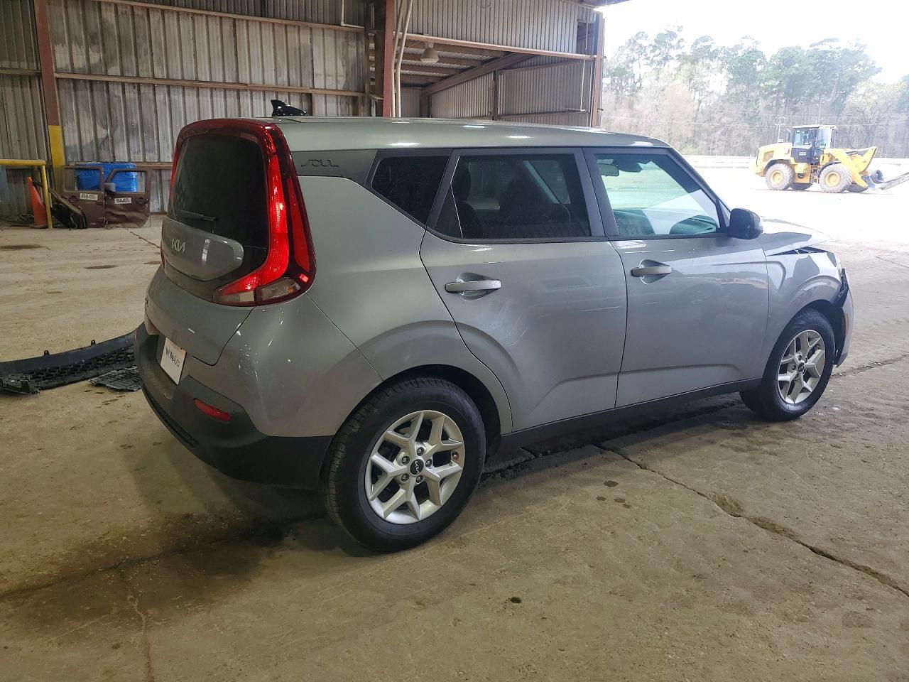 2022 Kia Soul Lx - zdjęcie 3