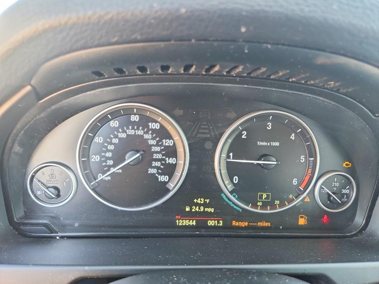 2015 BMW X5 xDrive35D - zdjęcie 9