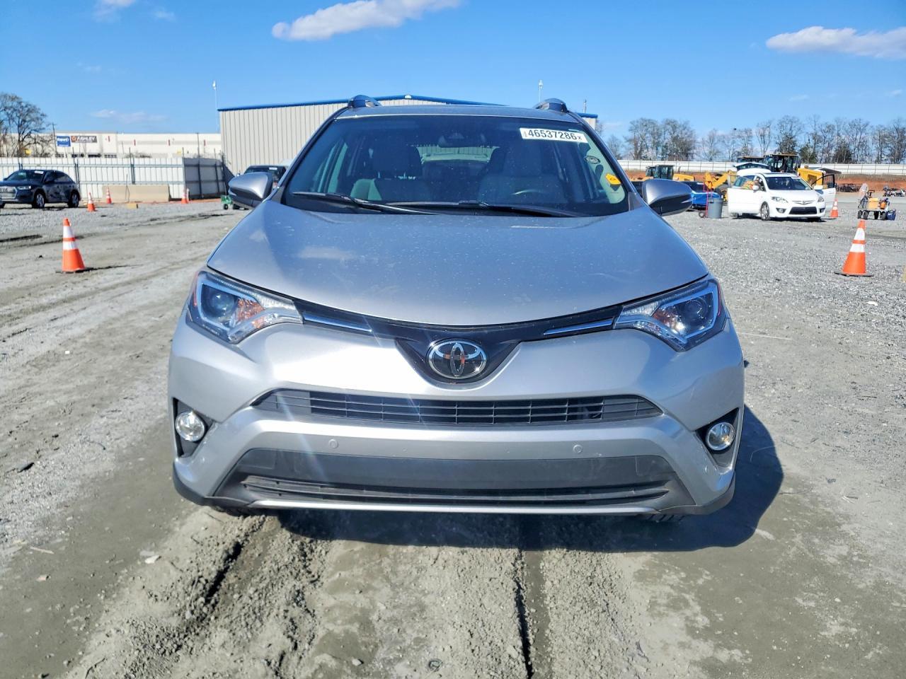2017 Toyota Rav4 Xle - zdjęcie 5