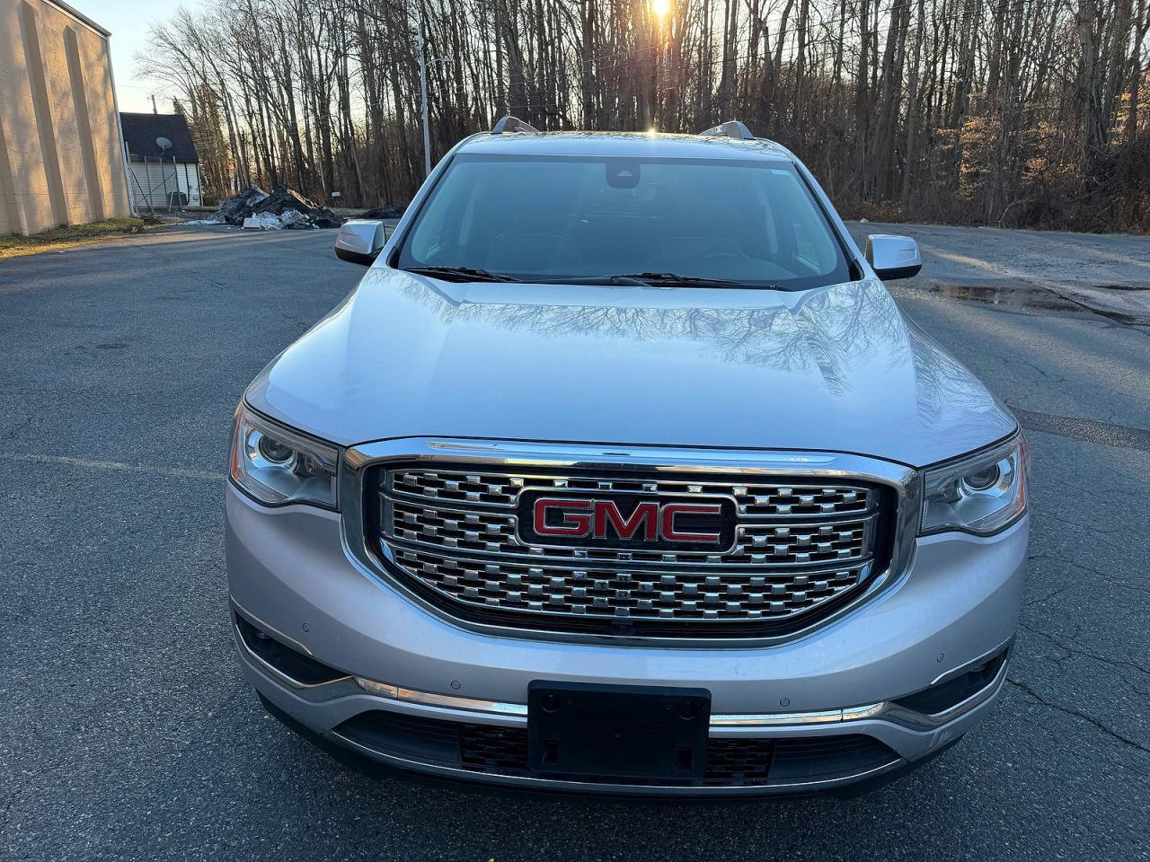2017 GMC Acadia Denali - zdjęcie 14
