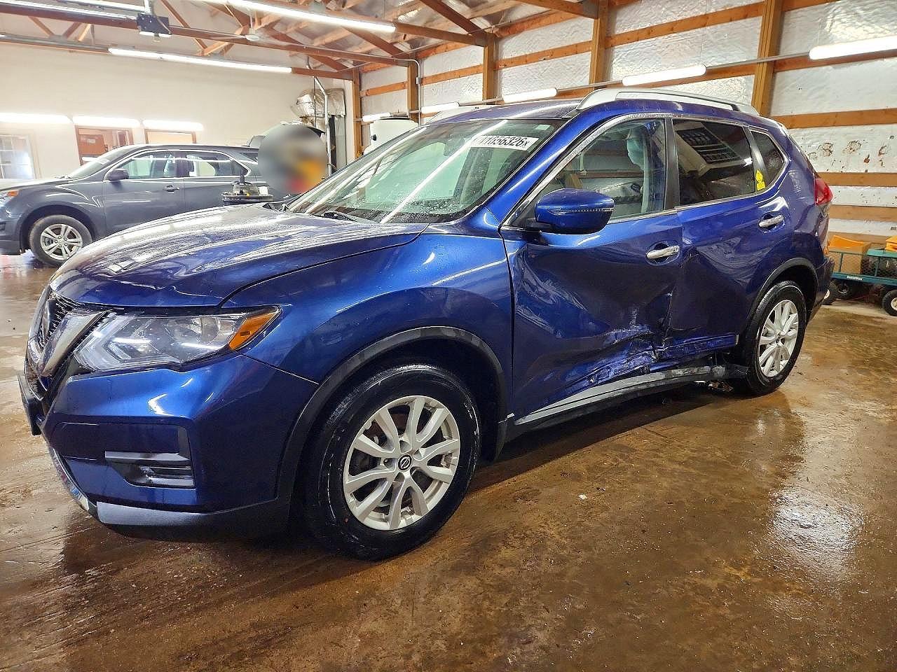 2018 Nissan Rogue Sv - zdjęcie główne