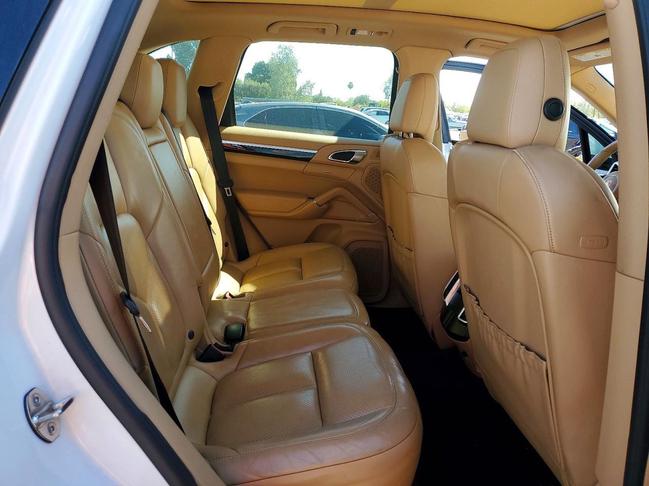 2016 Porsche Cayenne Se Hybrid - zdjęcie 11