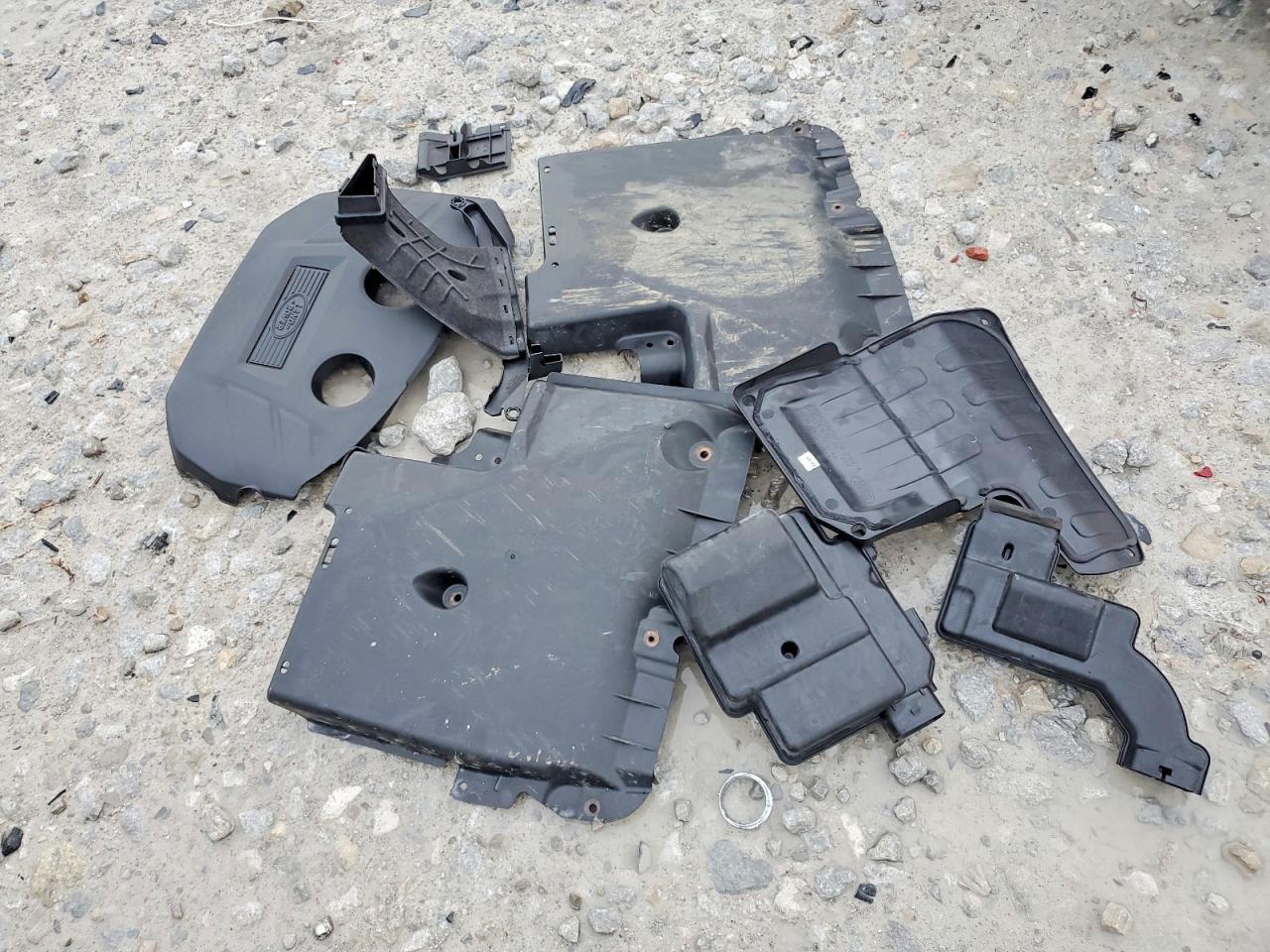 2015 Land Rover Range Rover Evoque Pure Plus - zdjęcie 13