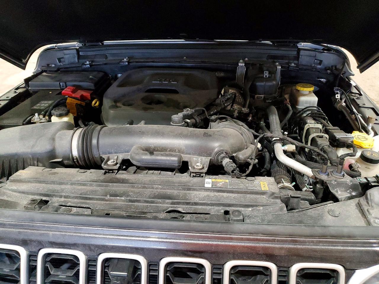 2024 Jeep Wrangler Sahara - zdjęcie 11