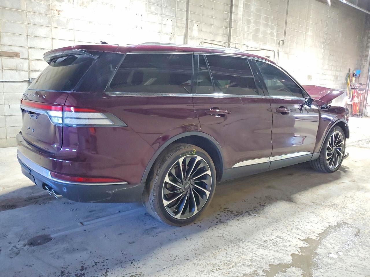 2022 Lincoln Aviator Reserve - zdjęcie 3