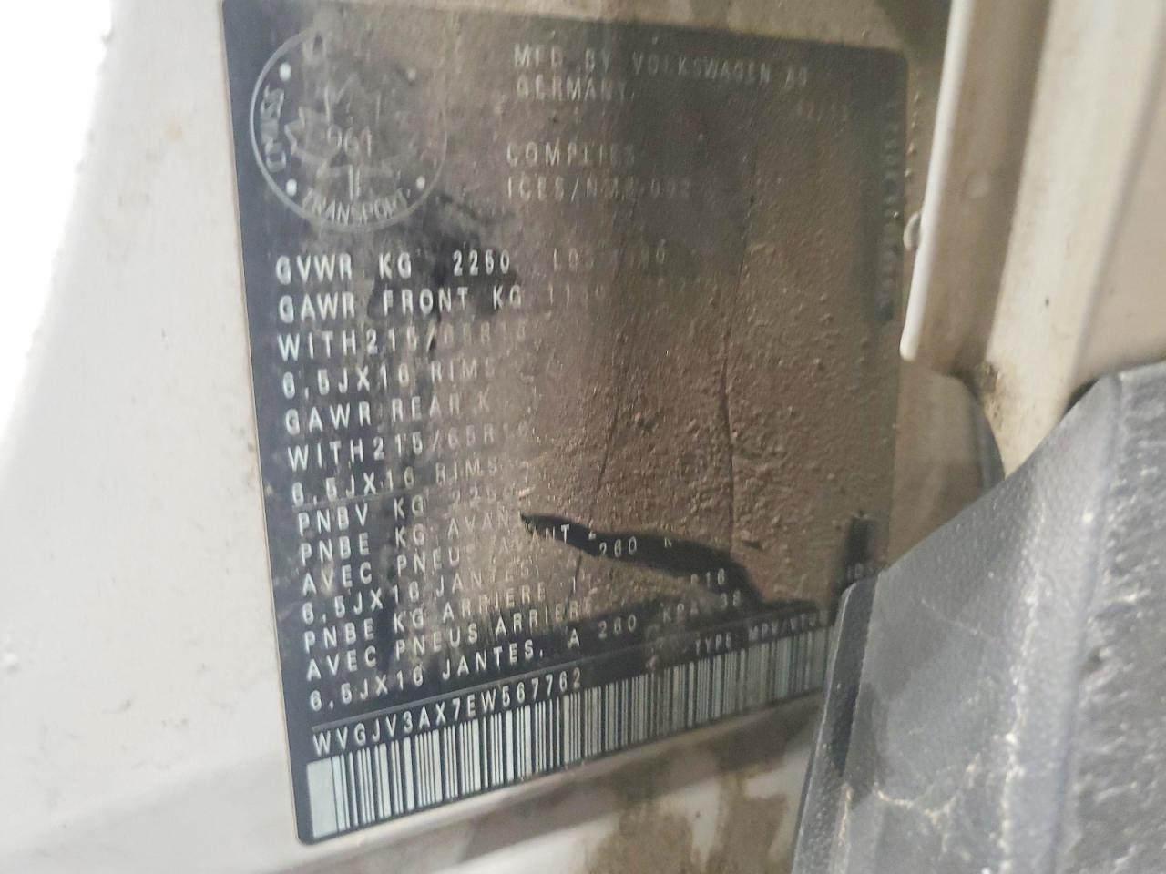 2014 Volkswagen Tiguan S - zdjęcie 13