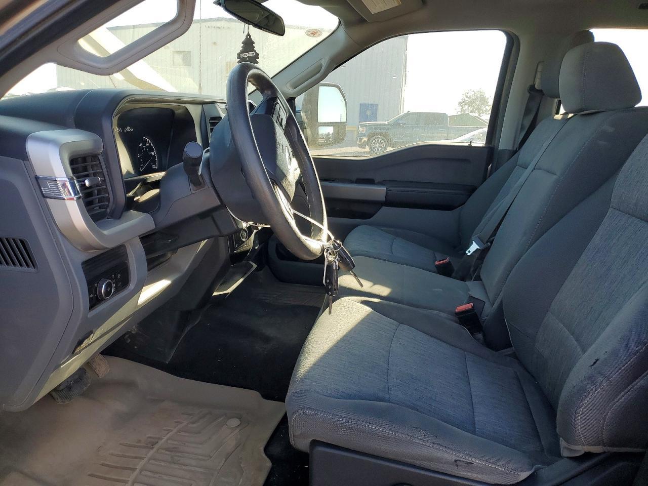 2023 Ford F350 Super Duty - zdjęcie 7