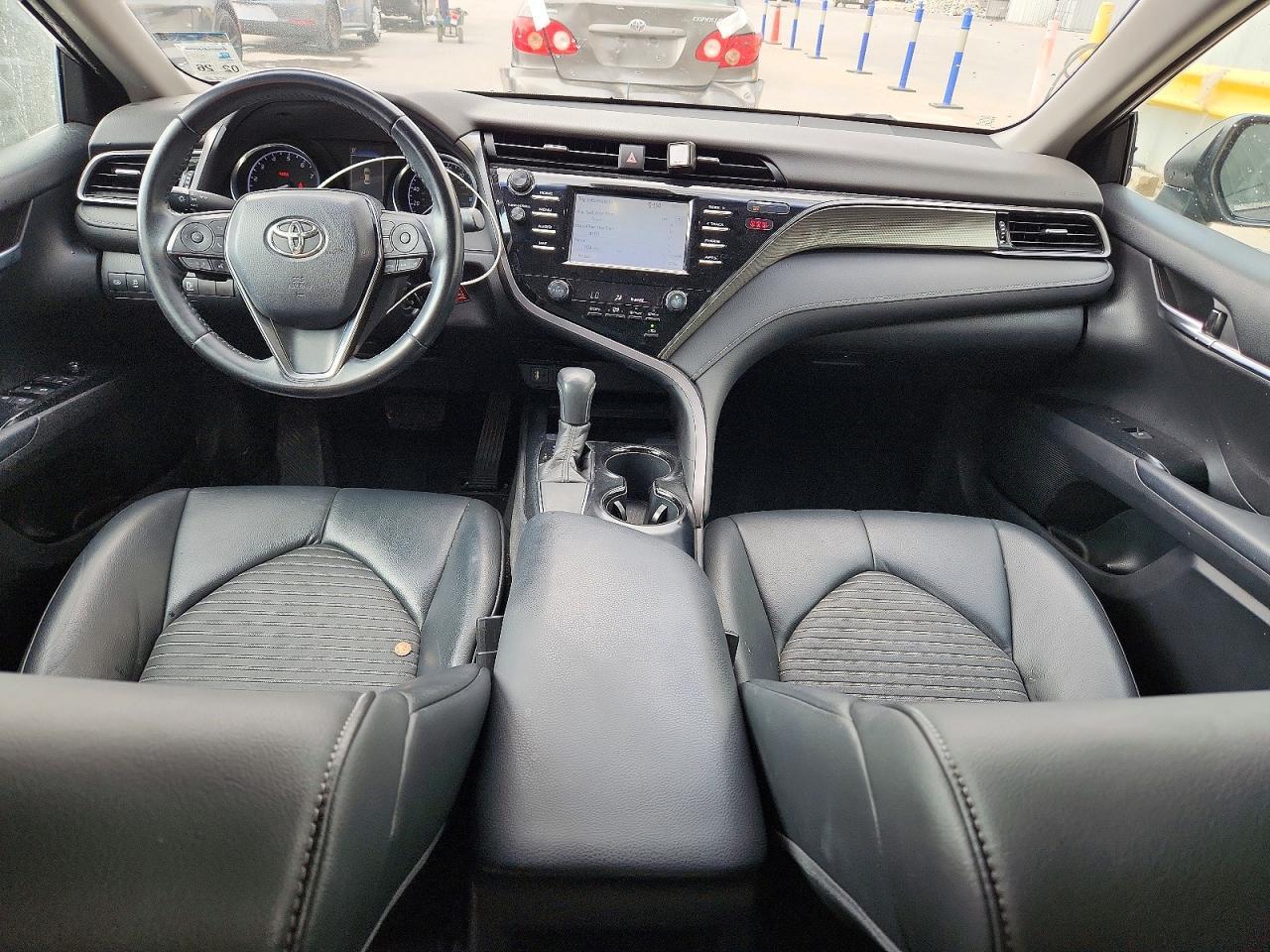 2019 Toyota Camry Se - zdjęcie 8