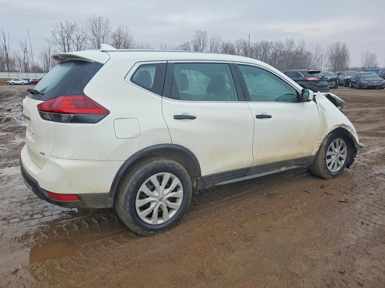 2020 Nissan Rogue S - zdjęcie 3