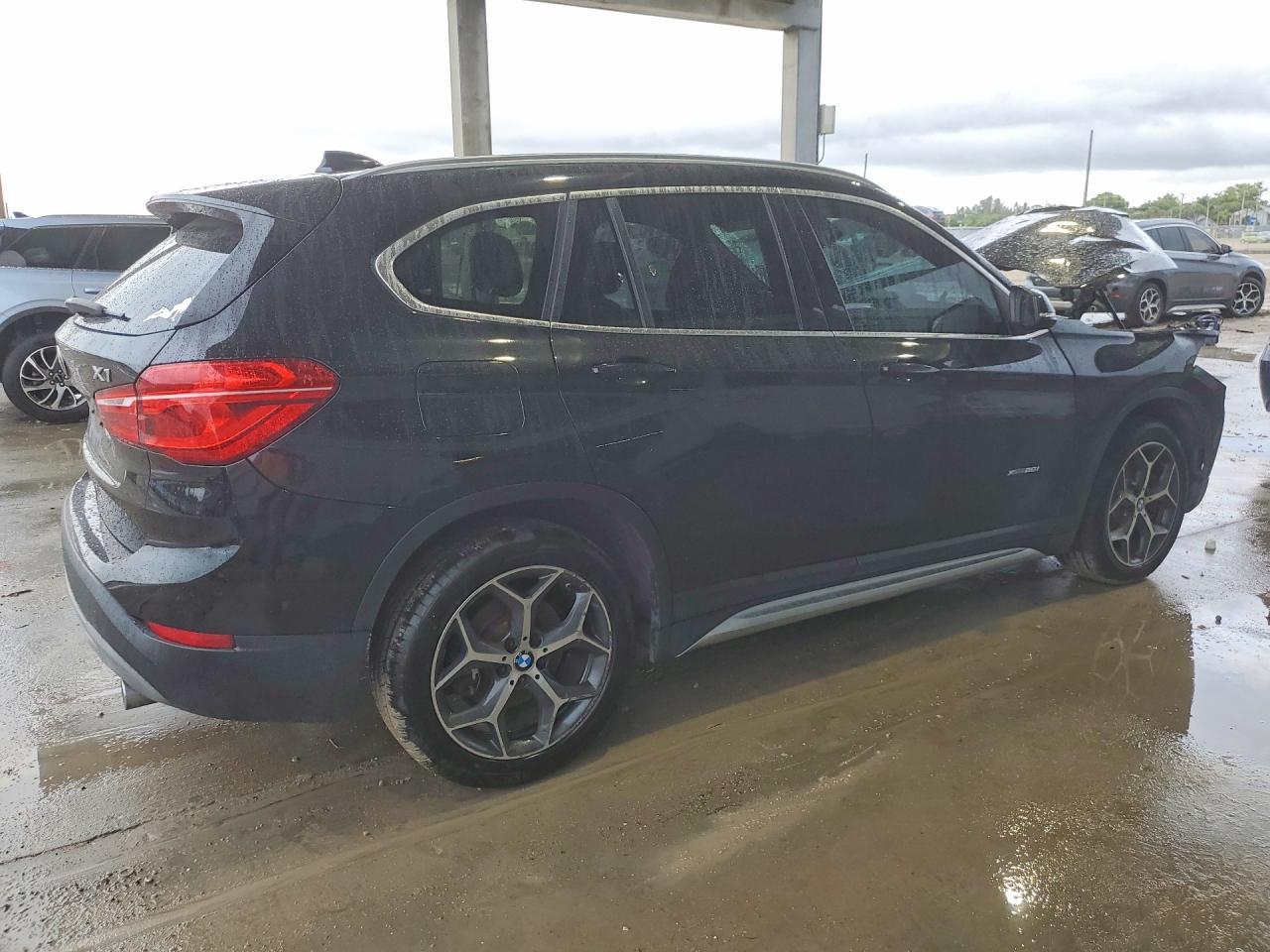 2018 BMW X1 xDrive28I - zdjęcie 3