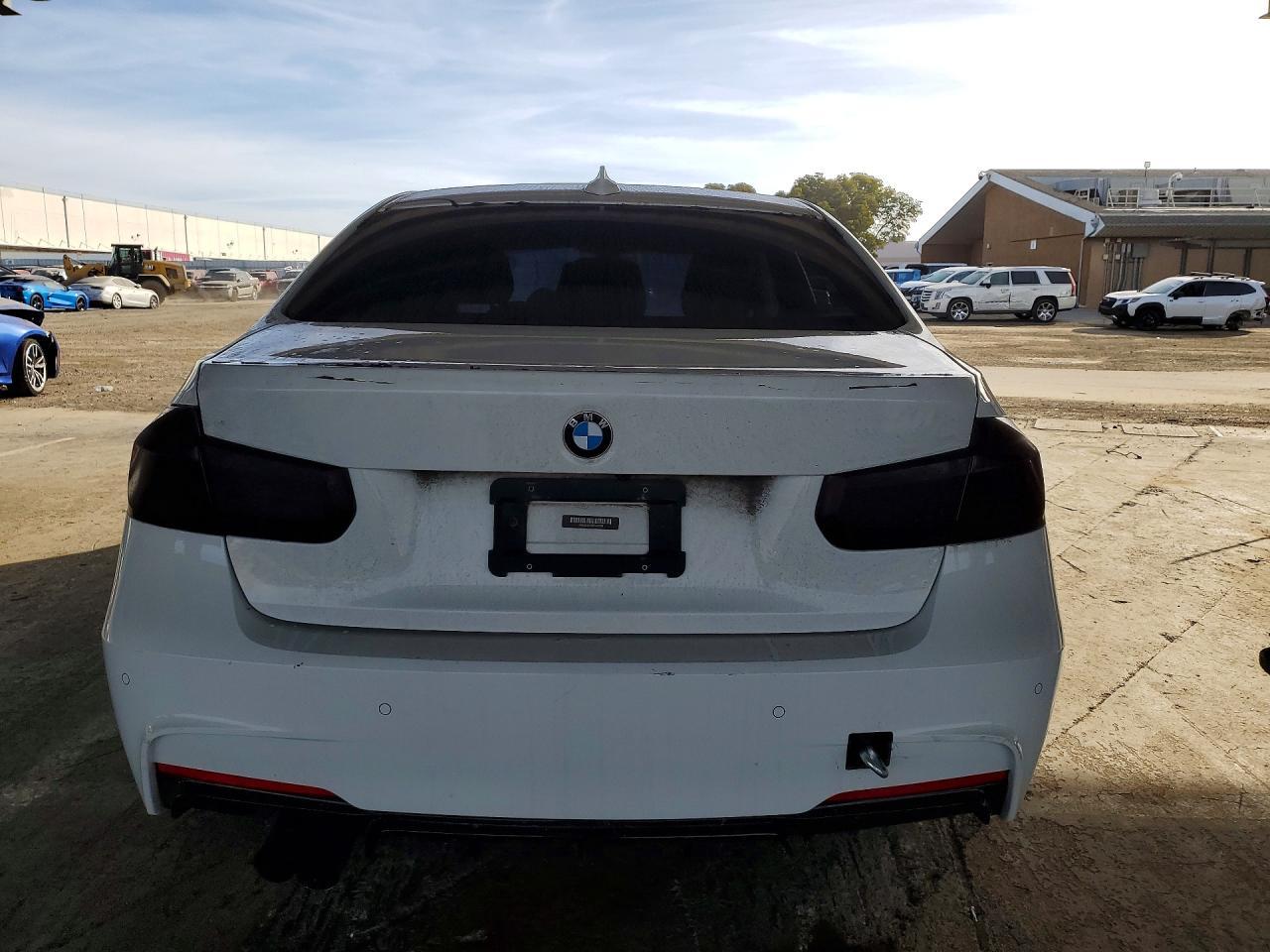 2013 BMW 328I - zdjęcie 6