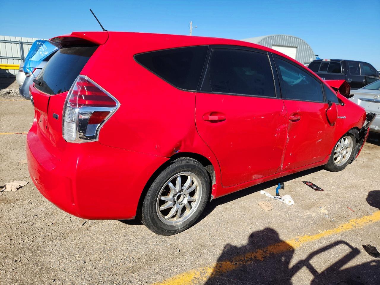 2015 Toyota Prius V Two - zdjęcie 3
