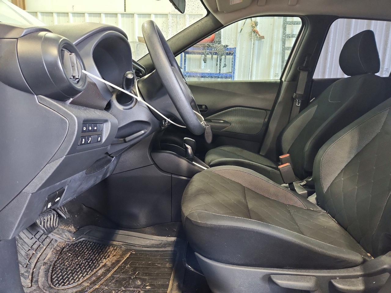 2020 Nissan Kicks S - zdjęcie 7