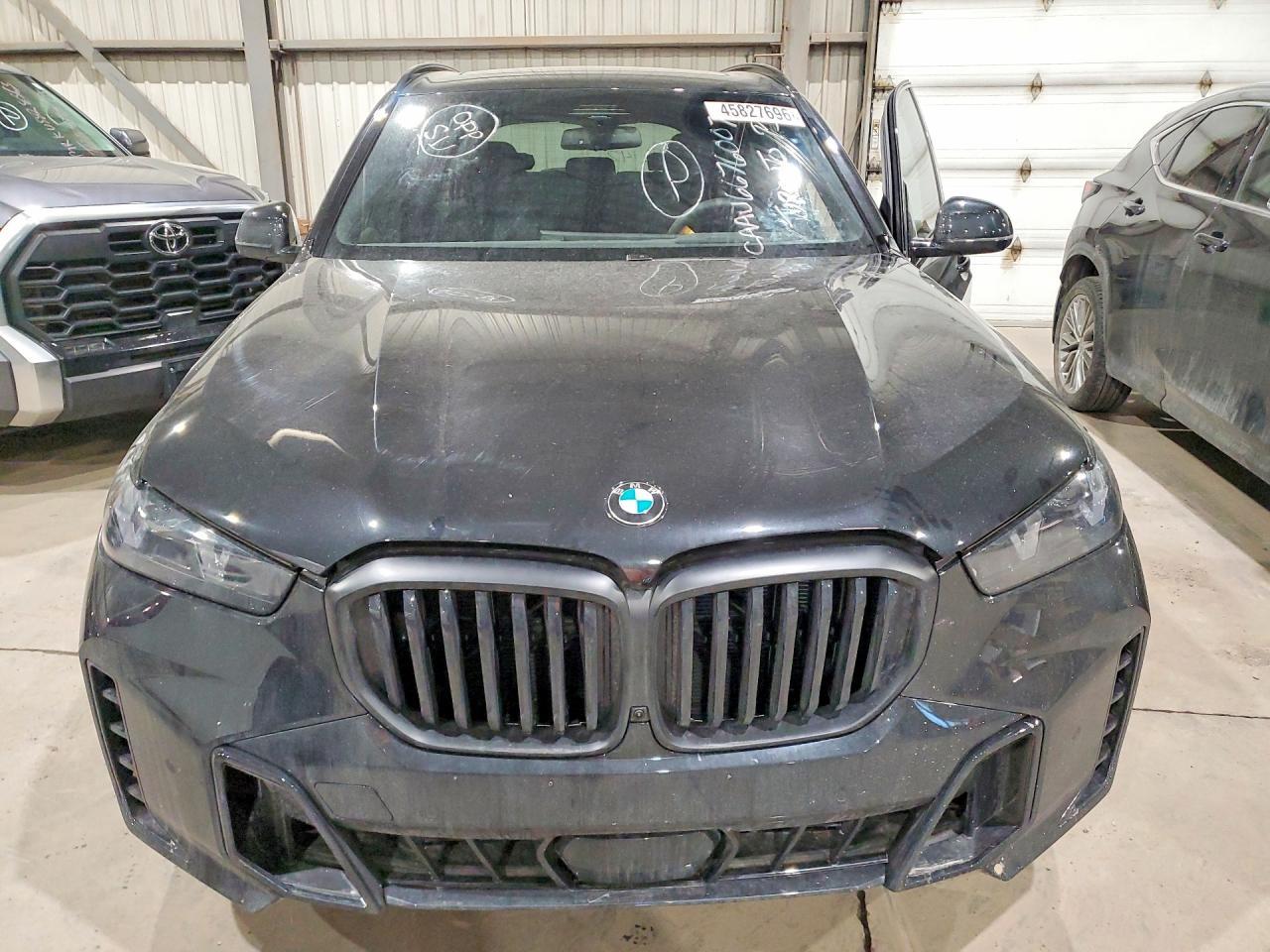 2026 BMW X5 xDrive40I - zdjęcie 5